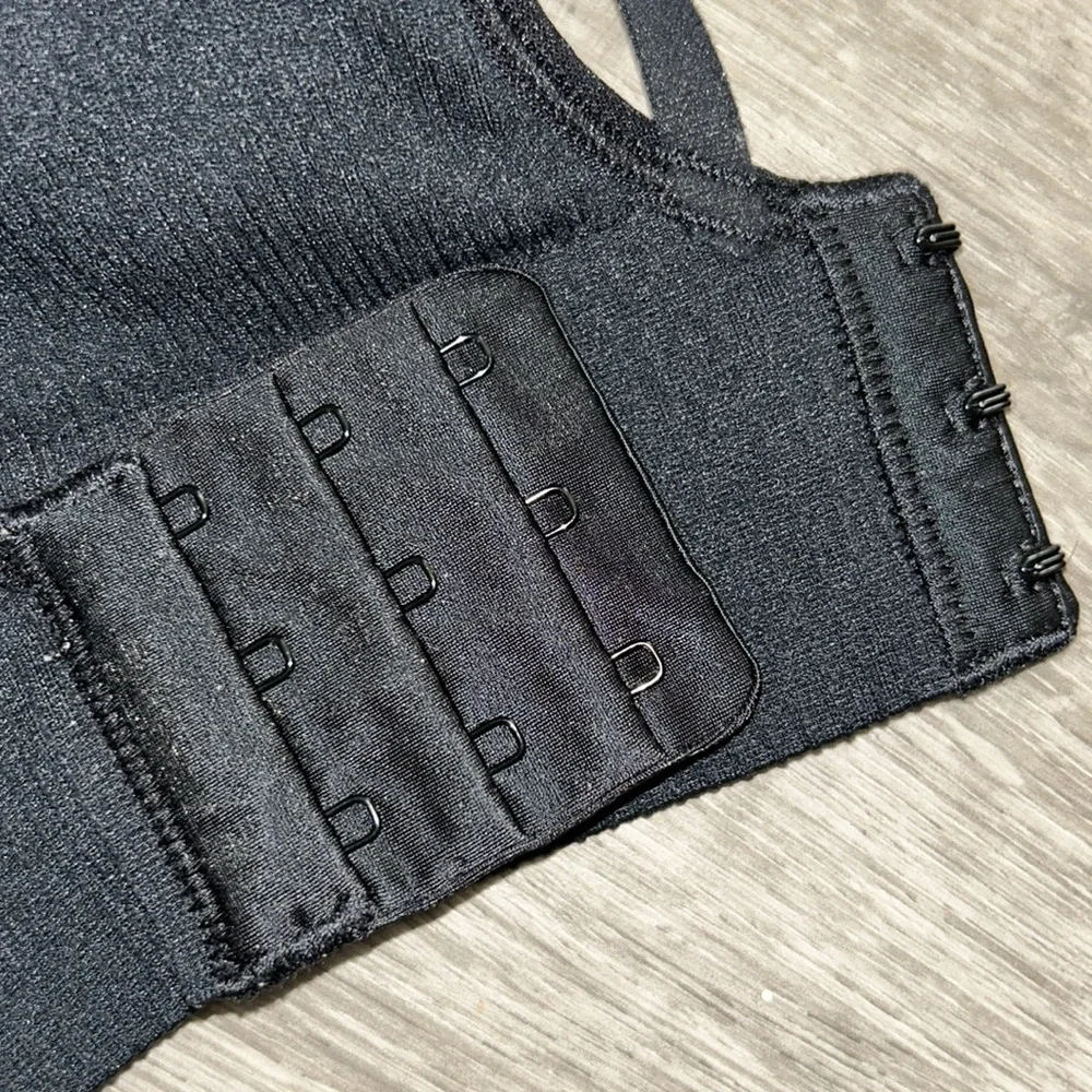 🩷FIRM PRICE🩷Victorias Secret Black Flow On Point Seamless Triangle Bra